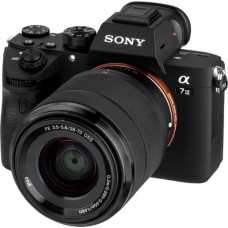 Sony α 7 III + 28-70mm MILC 24,2 MP CMOS 6000 x 4000 pikseliai Juoda